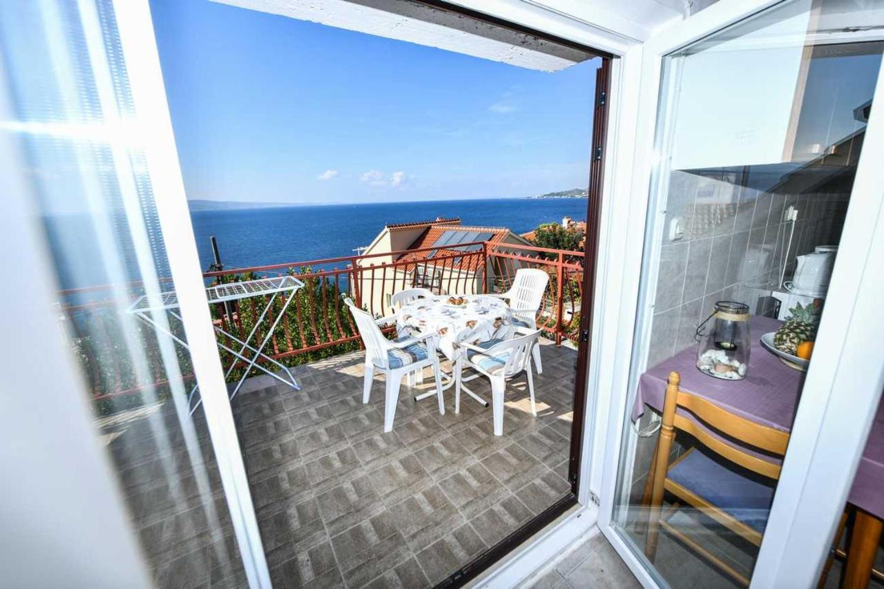 Perfect Vacation Apartments Omis Exterior photo
